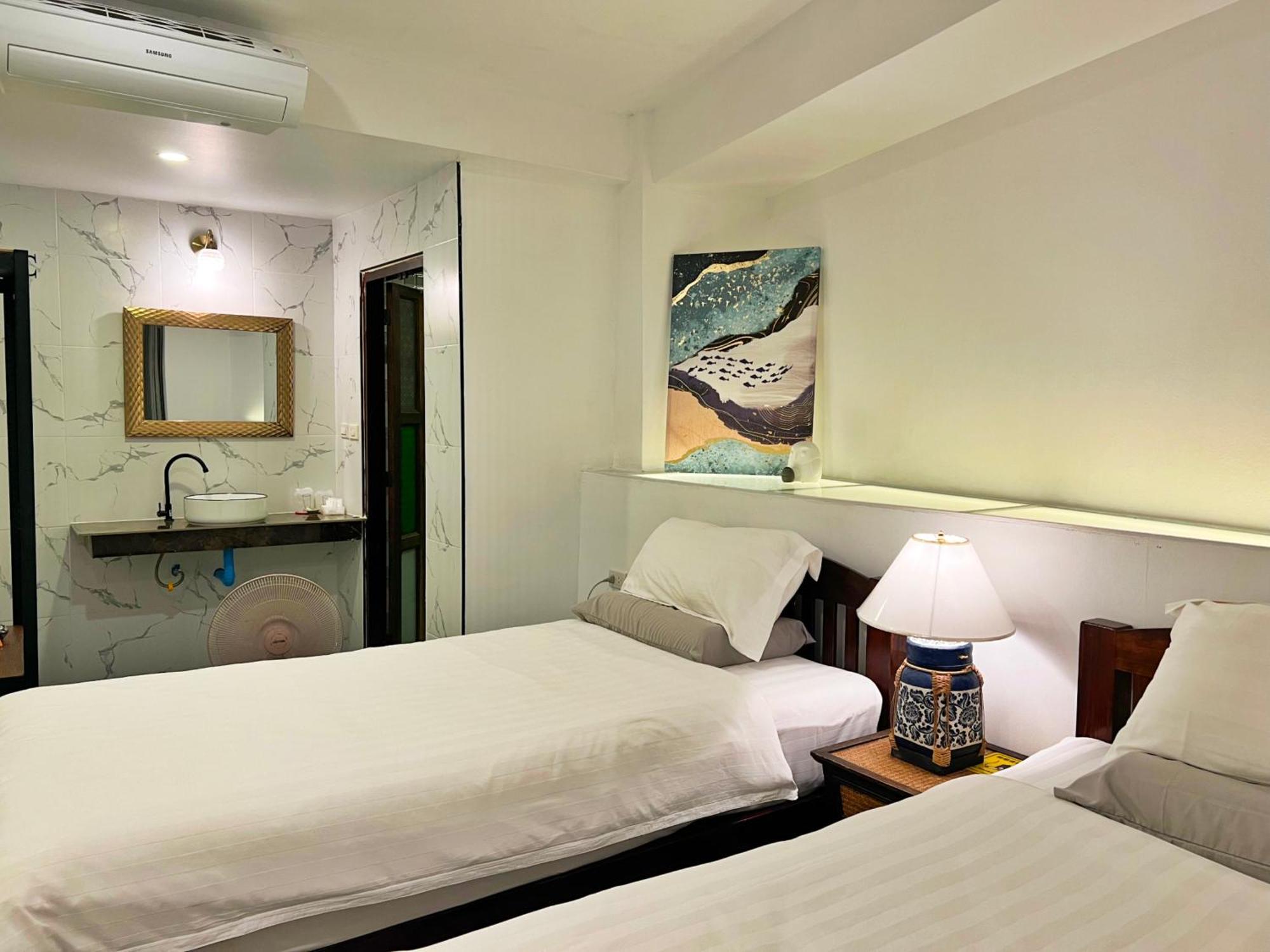 Somwang Boutique Hotel Chiang Mai Bagian luar foto