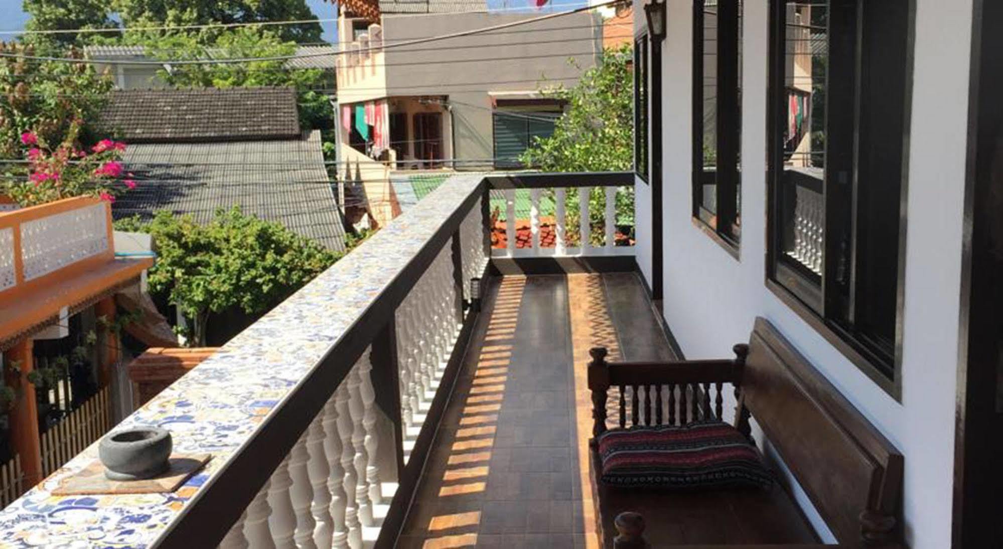 Somwang Boutique Hotel Chiang Mai Bagian luar foto